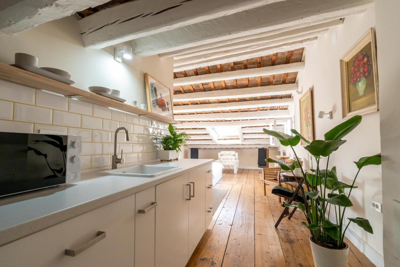 Apartments & Rooms Carera 6 Ровин Екстериор снимка