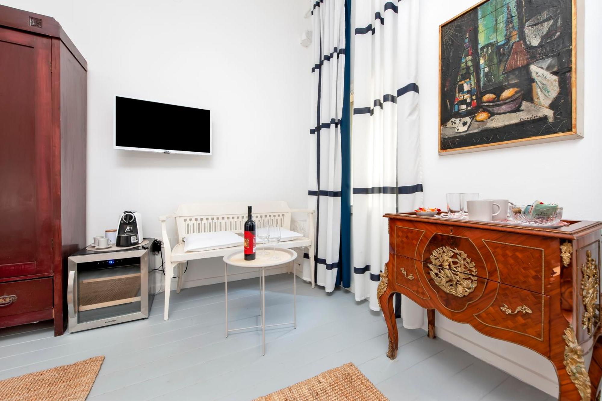 Apartments & Rooms Carera 6 Ровин Екстериор снимка